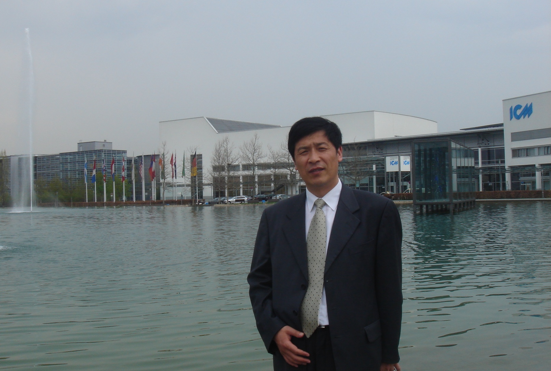 Prof. Pingyu Zhang (Group Leader)纳米材料工程研究中心